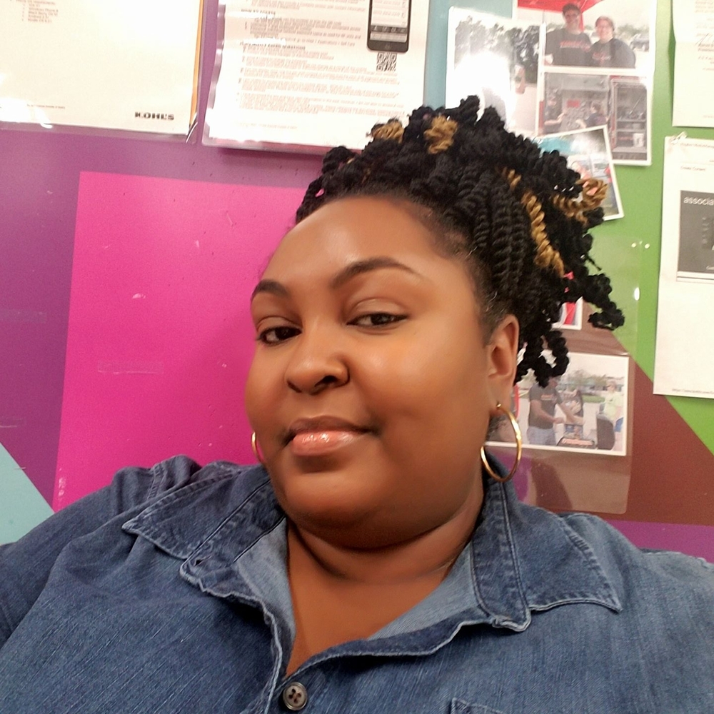 Meet your Posher, Tawana